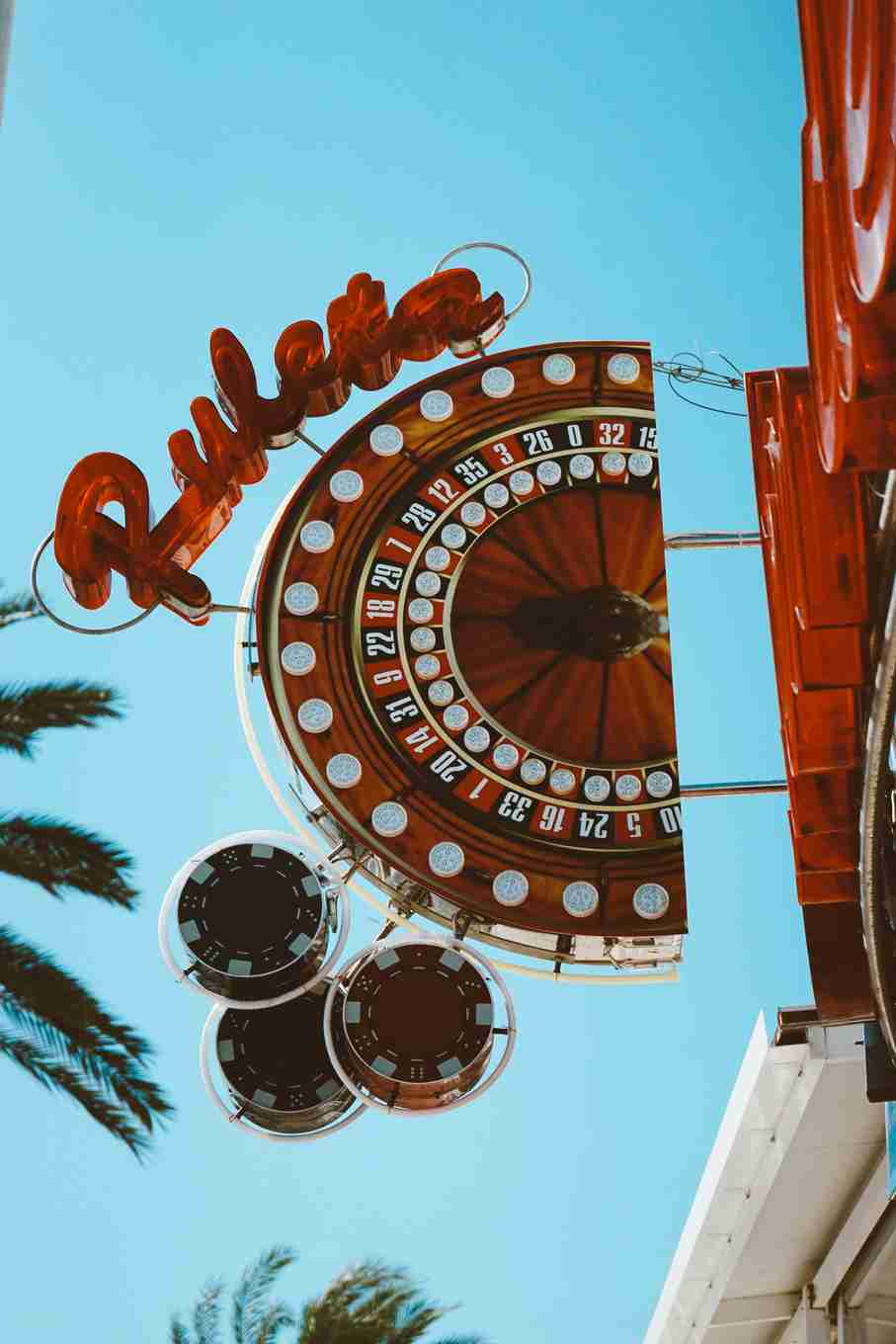 Pyramid spins casino online